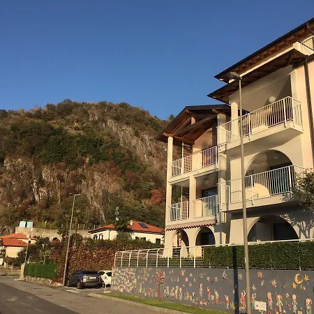 Apartment Riva Gabella 2 *