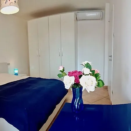 Apartment Riva Gabella 2 *