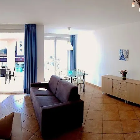 Apartment Riva Gabella 2 *